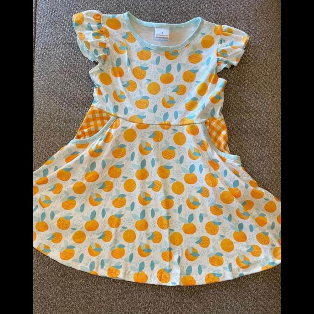 Girls Size 6 ORANGES TWIRL dress-NEW